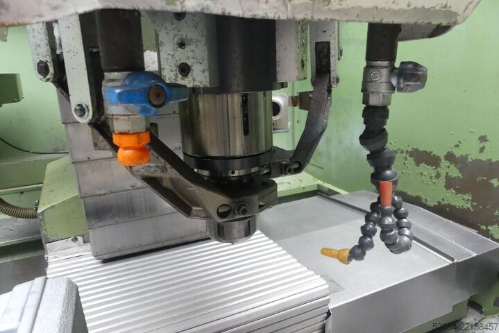 Vertikalt bearbetningscenter Chiron FZ16L CN