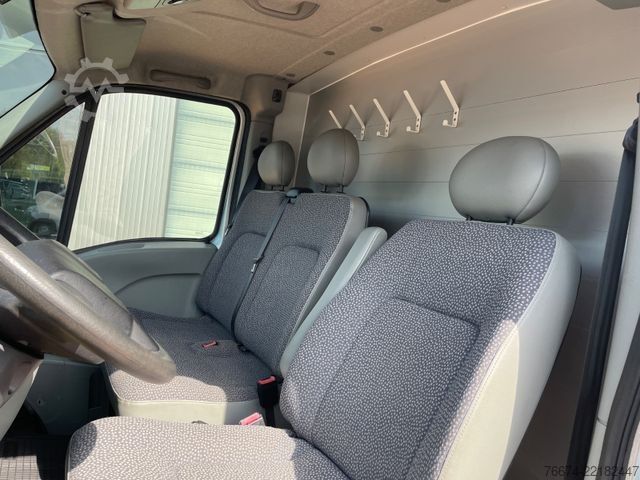 Veetransporter OPEL Movano 3.0 Pferdetr. Klima,AHK,Luftfederung