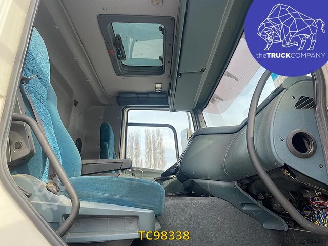 Konténerszállítás DAF CF 85 340