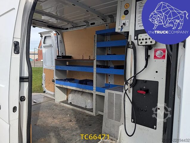 Emelőplatform Renault Master 145.35 nacelle