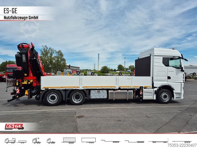 Platós teherautó MAN TGX 26.480 6x2-4 LL CH mit Fassi F545RA.2.26