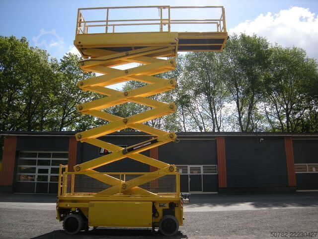 ψαλιδωτός ανελκυστήρας Holland-Lift HL190E12