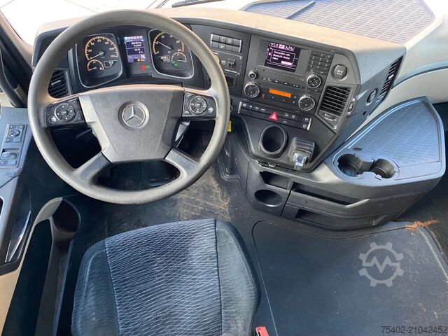 Padrão-SZM Mercedes-Benz Actros Big space / Automatic