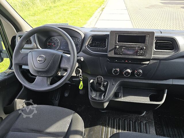 Kombi z wysokim dachem NISSAN NV 400 DCI 135 L3H2