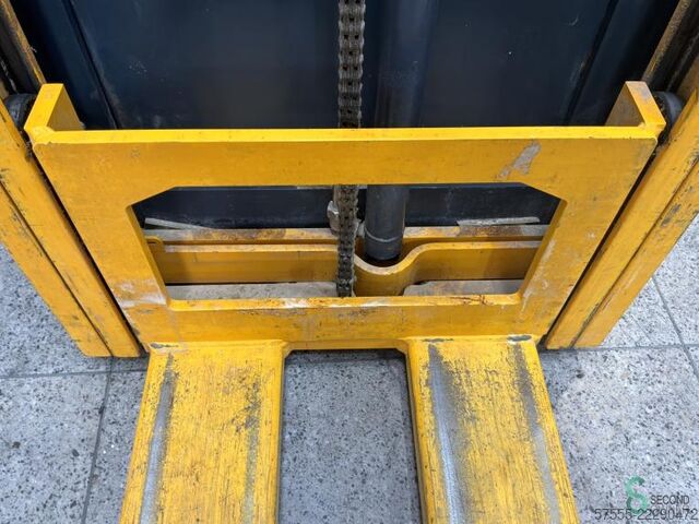 Gaffeltruck Jungheinrich EJC 110