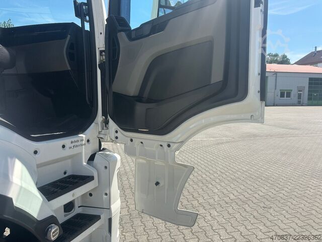 Camion plateau MAN TGX 26.470 6x2  Palfinger PK 18500 Funk + Hänger