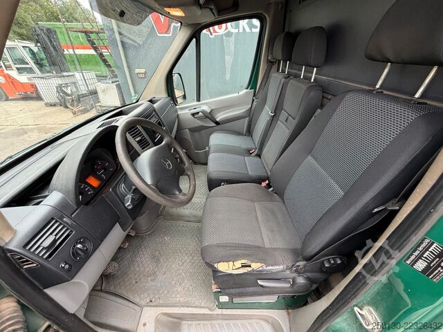 Minibús MERCEDES-BENZ Sprinter 316CDi Kasten