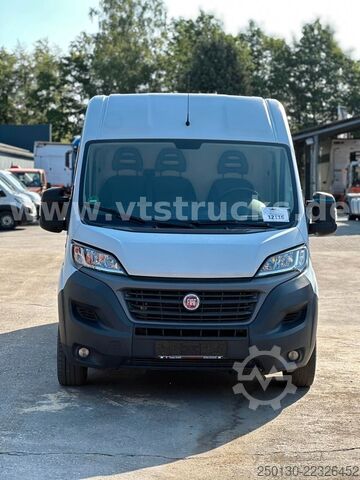 Furgoneta de caja alta FIAT Ducato Kasten 35 140 L2H2 Sortimo Fahrzeugregal