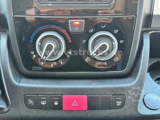 Furgoneta de caja alta FIAT Ducato Kasten 35 140 L2H2 Sortimo Fahrzeugregal