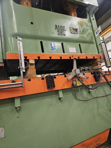 Excentrický lis AIDA NC2-250, 250 tun AIDA NC1-250 250ton