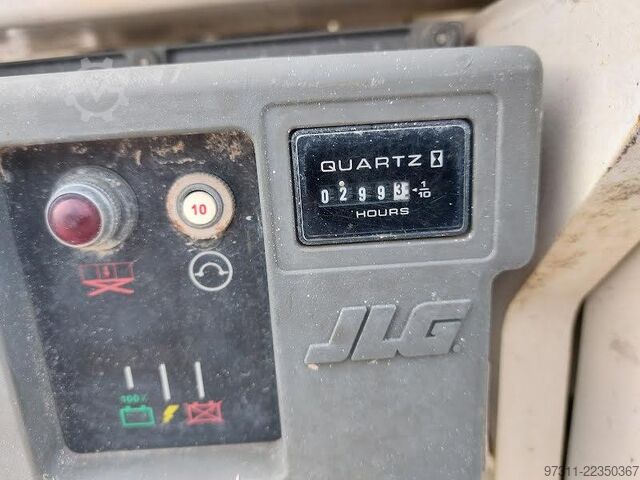 Sakselevator JLG 1930ES