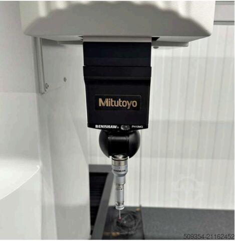 Coordinate measuring machine Mitutoyo Christa C Apex 9106