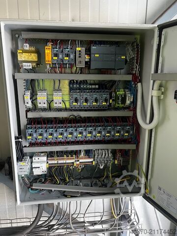 Vierassige shredder UNTHA RS-30