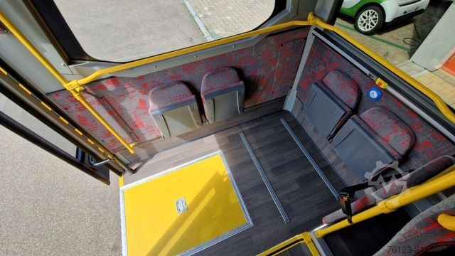 Autobús urbano MERCEDES-BENZ Heckniederflur Sprinter 517 / 4 er Bestuhlung