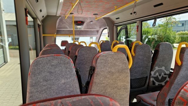 Autobús urbano MERCEDES-BENZ Heckniederflur Sprinter 517 / 4 er Bestuhlung