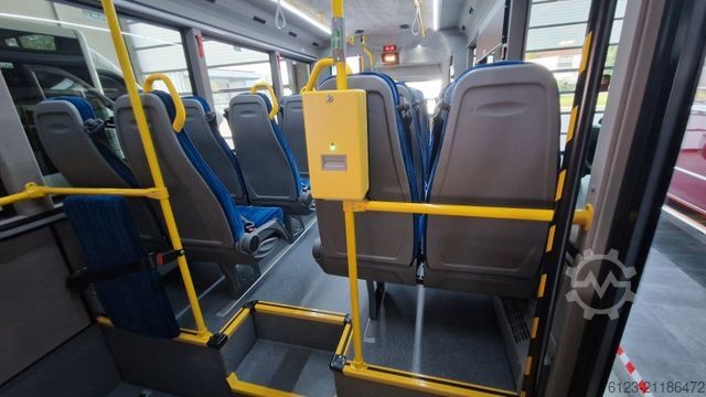 Autobús urbano MERCEDES-BENZ Heckniederflur Sprinter 517 / 4 er Bestuhlung