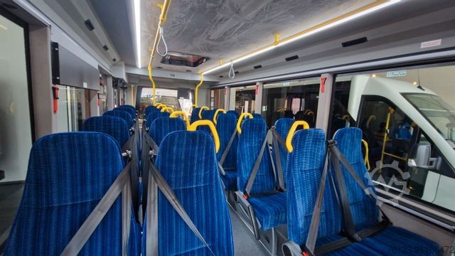 Autobús urbano MERCEDES-BENZ Heckniederflur Sprinter 517 / 4 er Bestuhlung