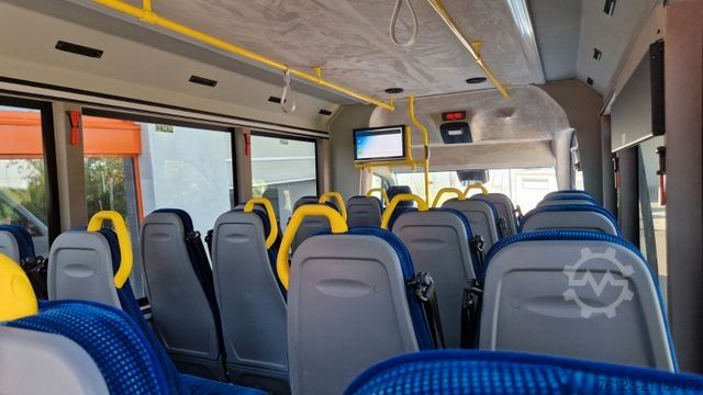 Autobús urbano MERCEDES-BENZ Heckniederflur Sprinter 517 / 4 er Bestuhlung