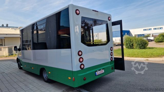 Autobús urbano MERCEDES-BENZ Heckniederflur Sprinter 517 / 4 er Bestuhlung