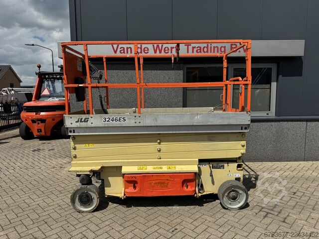 JLG 3246ES Scissor Lift / Work Platform / 12M Working Height Electric 2006 JLG 3246ES SchaarHoogwerker / Arbeitsbuhne / Sciccor 12M werkhoogte Elektrisch 2006