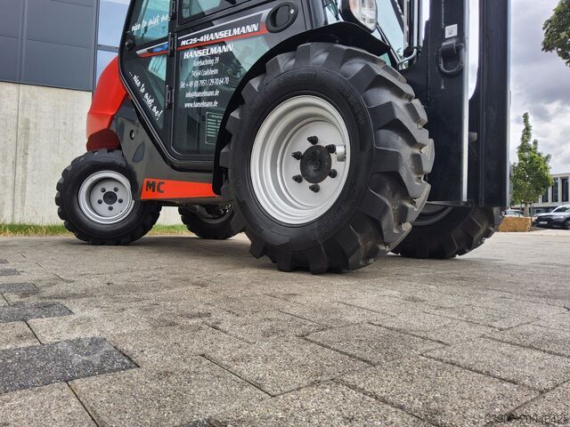 Περονοφόρο ανυψωτικό όλου του εδάφους Manitou MC 25-4