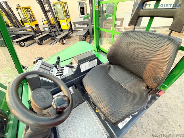 Čtyřcestný vysokozdvižný vozík Combilift C4000CB TRIPLEX 5200MM FREE-LIFT TOP 1