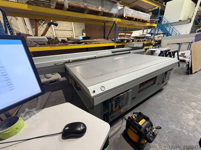 Digital print machine Oce Arizona 1260 GT With Low mileage