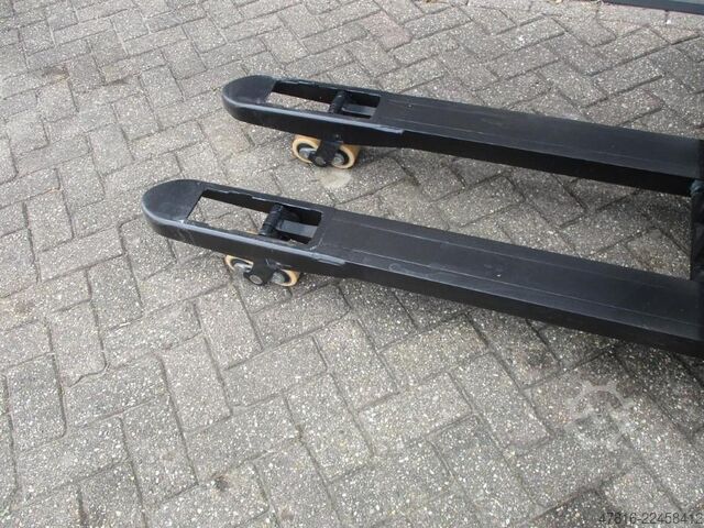 Hoogheffende palletwagen BT SWE 080L