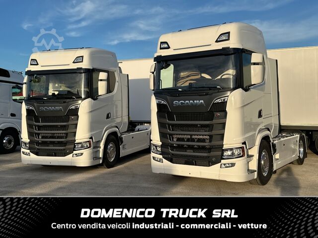 Szabványos közúti nyergesvontató SCANIA 660 S V8 **FULL PNEUMATIC 4+2