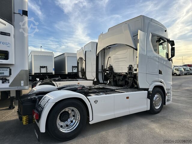 Szabványos közúti nyergesvontató SCANIA 660 S V8 **FULL PNEUMATIC 4+2