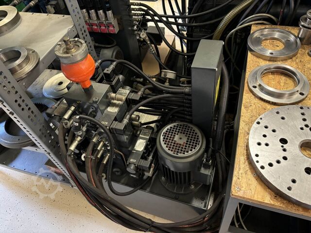 TOS OHA 16 CNC TOS OHA 16 CNC