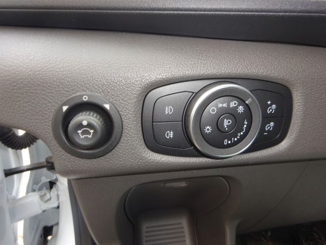 Kleinbus FORD Transit 350L3H2 Trend KMP WiPa Klima DAB Rampe