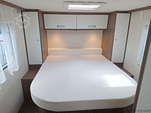 Halvintegreret autocamper CARADO pro+ V 339