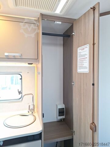 Semi-integrated camper CARADO pro+ T 135 Hubbett, Safety-Paket, TV-Paket