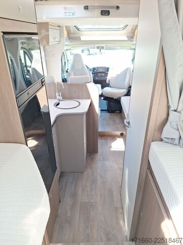 Semi-integrated camper CARADO pro+ T 448 Hubbett*TV-Paket*Automatik