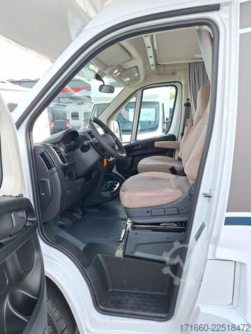 Alcove camper CARADO pro A 464 AUTOMATIK, SAT+TV, NAVI+RFK, MARKISE