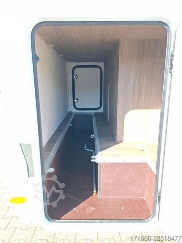 Alcove camper CARADO pro A 132  AUTOMATIK, SAT+TV, NAVI+RFK, MARKISE
