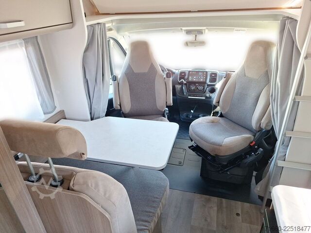Alcove camper CARADO pro A 132  AUTOMATIK, SAT+TV, NAVI+RFK, MARKISE