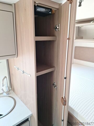 Alcove camper CARADO pro A 132  AUTOMATIK, SAT+TV, NAVI+RFK, MARKISE