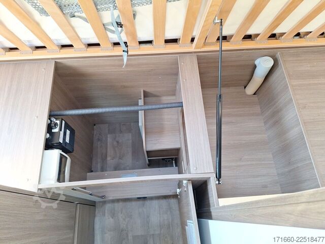 Alcove camper CARADO pro A 132  AUTOMATIK, SAT+TV, NAVI+RFK, MARKISE