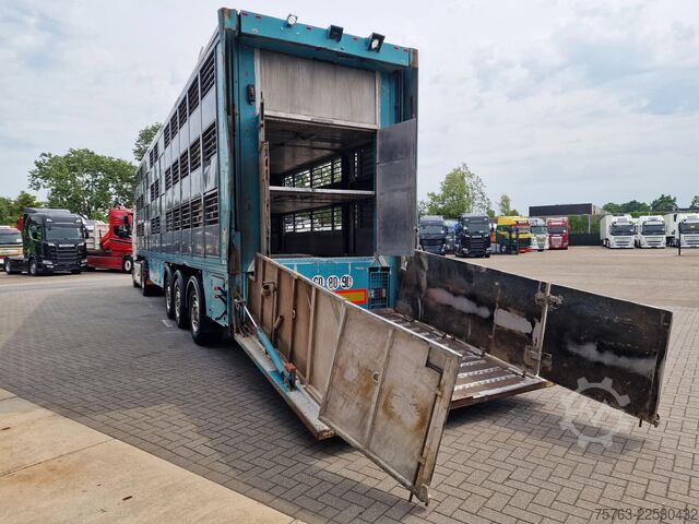 Μεταφορά βοοειδών Lecitrailer Guiton livestock trailer 3 deck - Loadlift - St...