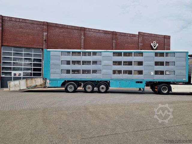 Μεταφορά βοοειδών Lecitrailer Guiton livestock trailer 3 deck - Loadlift - St...
