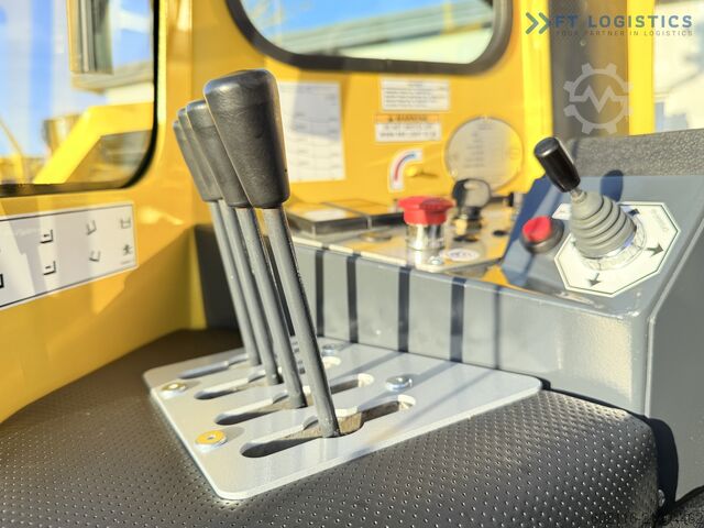 četvorosmerni viljuškar Combilift C4000 / GAS / WIDE SELECTION OF FORKLIFT