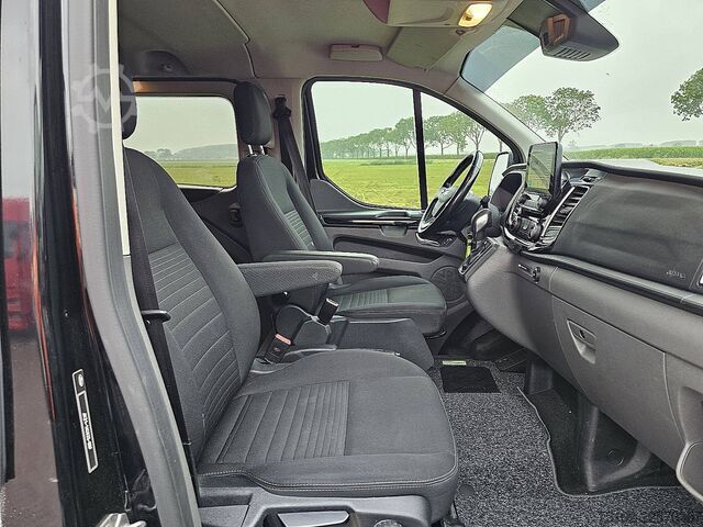 Camioneta familiar de techo alto FORD TRANSIT CUSTOM Limited D.C. 2.0tdci