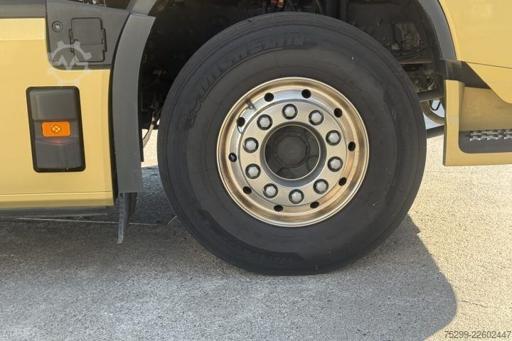 Standard SZM Volvo FH Electric 6x4 / Swiss-Vehicle