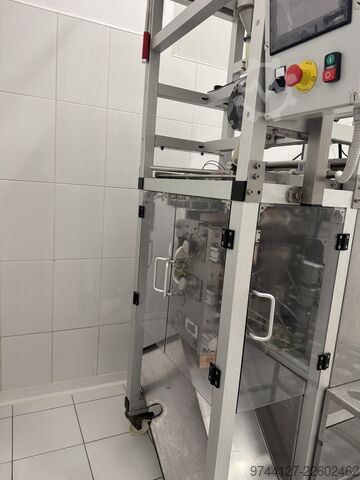 Μηχανή πλήρωσης υγρών για μαξιλαροειδείς σακούλες, πλήρωση, σφράγιση και συσκευασία NKR 