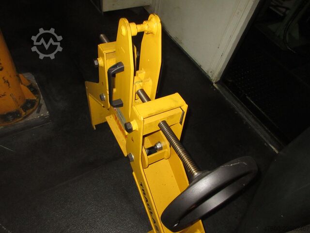 Grijper met zeskantcontour en handwiel Tiger Hebezeuge Kurtschildgen NL400KG Spindelgreifer ST-SU-040-600_6KT-06357