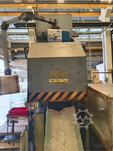 Finstansningspress FEINTOOL MFA 2500