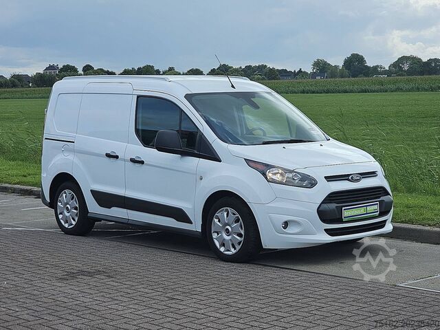 Walizka FORD TRANSIT CONNECT L1 Navi 3-Zits Euro6