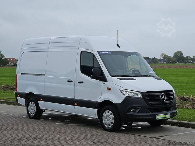 Bestelauto MERCEDES-BENZ SPRINTER 317 L2H2 LED Mbux Navi